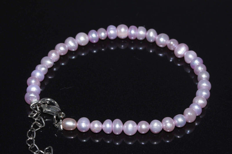 Lustrous Lavender Pearl Bracelet