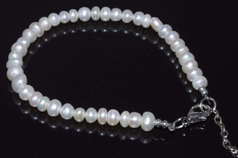 Small Elegant Cultured Freshwater Pearls Bracelet