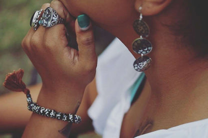 Black & White Om Bone Mala Yoga Bracelet | Wild Lotus