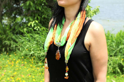 Summer Platter Pendant Scarf | Wild Lotus
