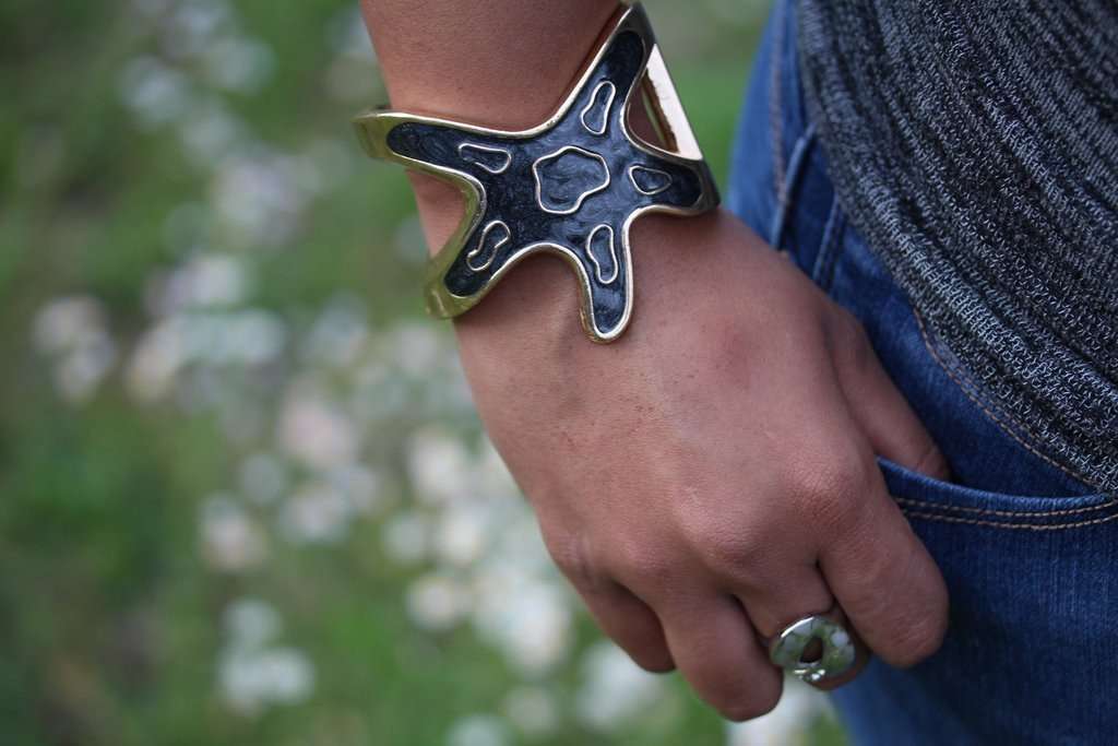 Starfish Glitz Bangle by Wild Lotus
